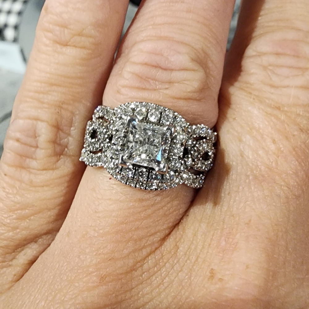 Neil Lane 3 Piece Bridal Set Engagement Ring